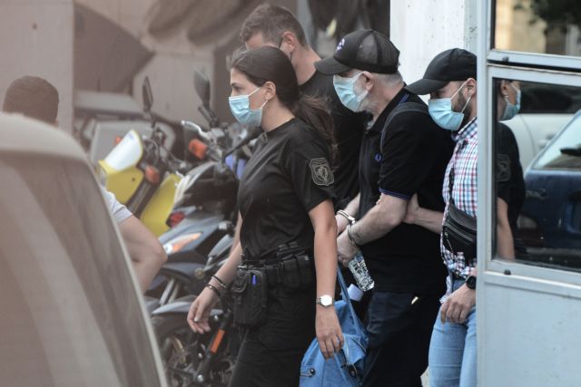 Ο Πέτρος Φιλιππίδης και η ισχύς του παραδειγματισμού
