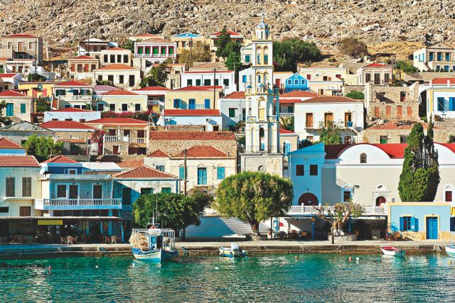 Χάλκη: Το πρώτο κλάμα νεογέννητου μετά από 50 χρόνια