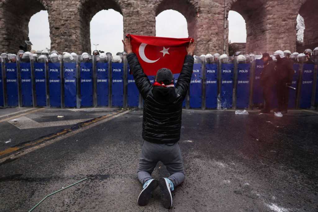 «Η Τουρκία πλησιάζει σε σημείο χωρίς επιστροφή»