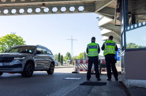 Γερμανία: Συλλήψεις πέντε μελών ακροδεξιάς τρομοκρατικής οργάνωσης – Η επικίνδυνη δράση τους