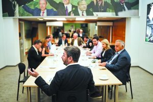 Ευρωπαϊκή άμυνα, Γάζα και αξιολόγηση στην ατζέντα του Πολιτικού Κέντρου