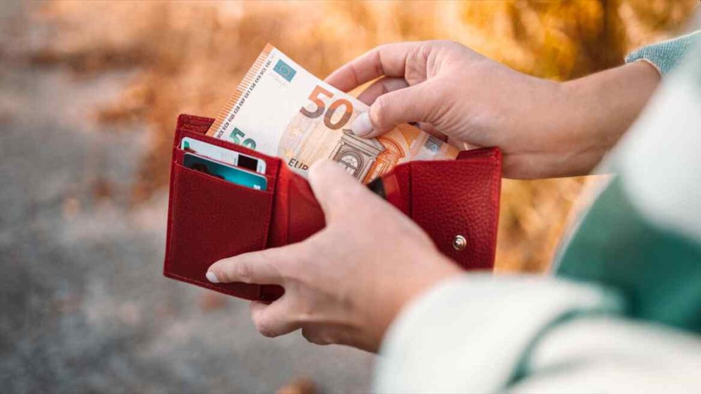 Επιδόματα Ιουνίου 2025: Καταβολή 182,7 εκατ. ευρώ τη Δευτέρα 30 Ιουνίου