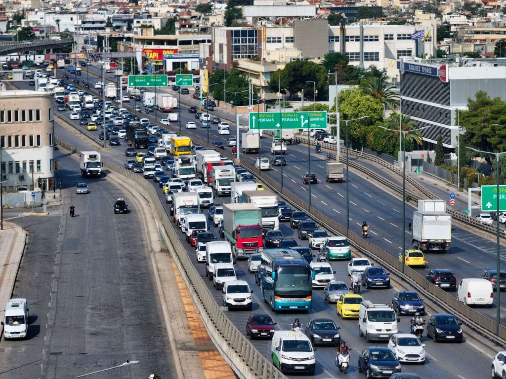 Στο… δρόμο για τριήμερο οι Αθηναίοι