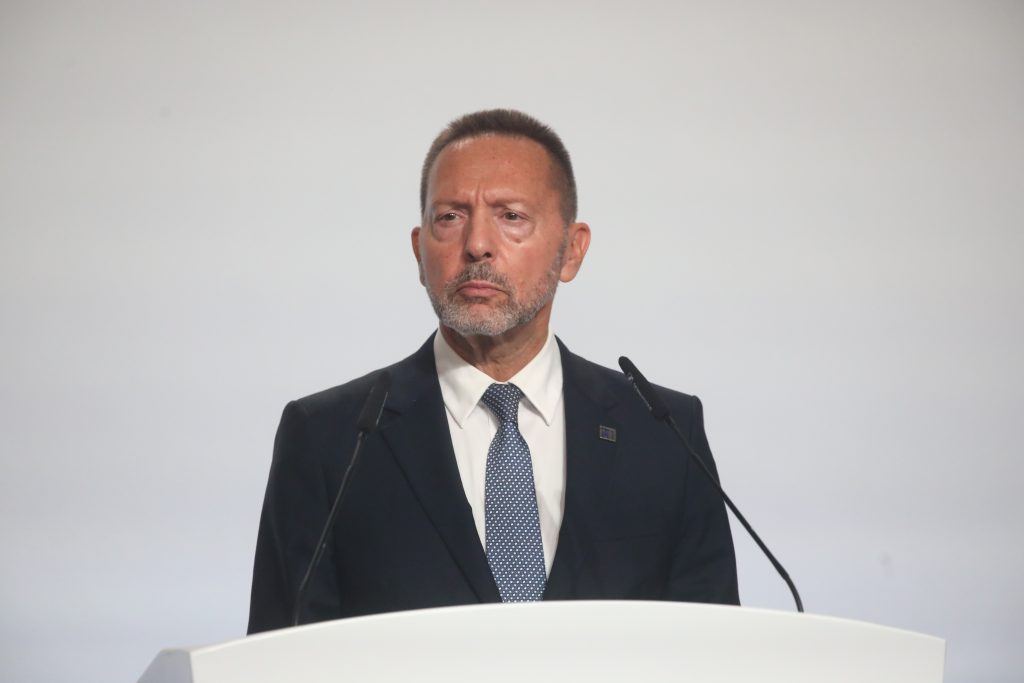 «Συνταγή» Στουρνάρα για άμεσους φόρους και επιδόματα – Οι έξι προτάσεις της ΤτΕ