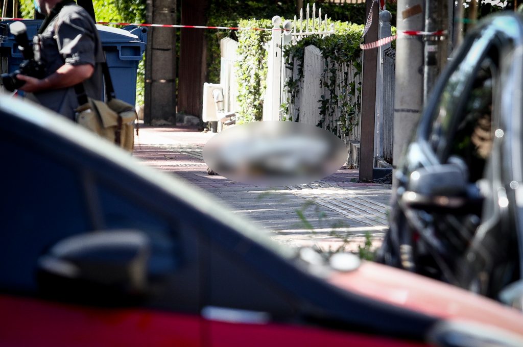 Αγία Παρασκευή: Μυστήριο γύρω από τη δολοφονία καθηγητή – Ένα άτομο στο μικροσκόπιο των αρχών